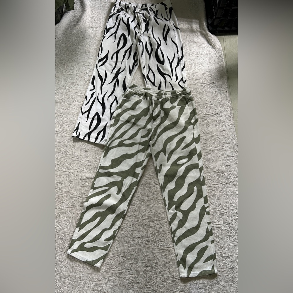 Fun jeans - size medium - Halloween!